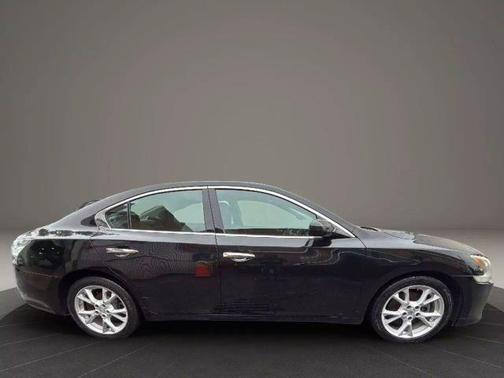 2012 Nissan Maxima S