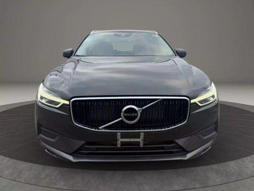 2018 Volvo XC60 T6 Momentum