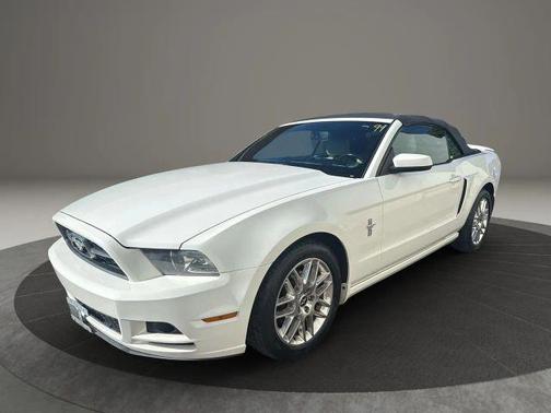 2013 Ford Mustang V6 Premium