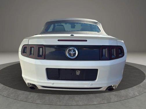 2013 Ford Mustang V6 Premium