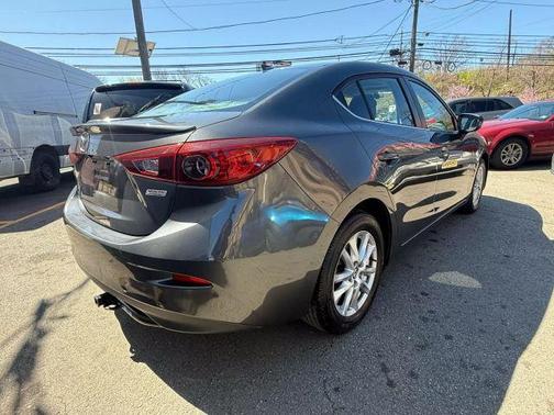 2016 Mazda Mazda3 i Grand Touring