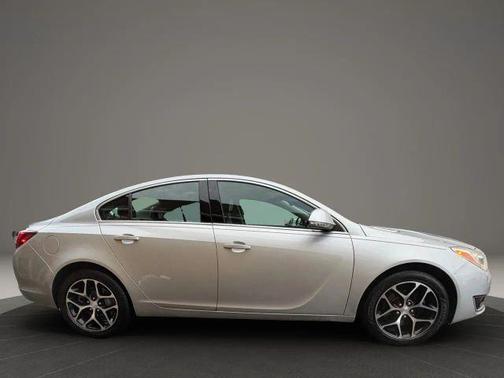 2017 Buick Regal Turbo Sport Touring