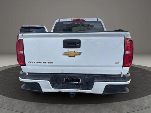 2017 Chevrolet Colorado LT