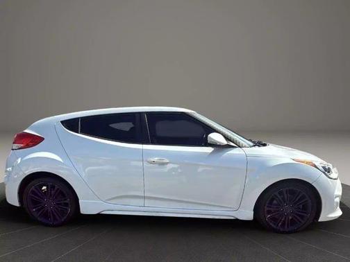 2016 Hyundai Veloster Turbo