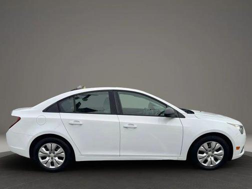 2013 Chevrolet Cruze LS