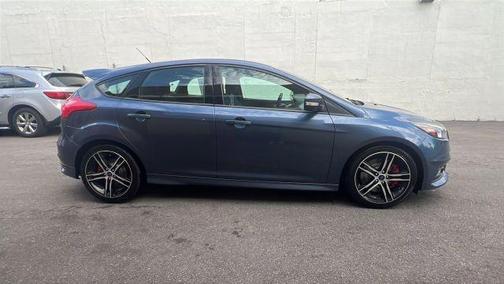 2018 Ford Focus ST Base