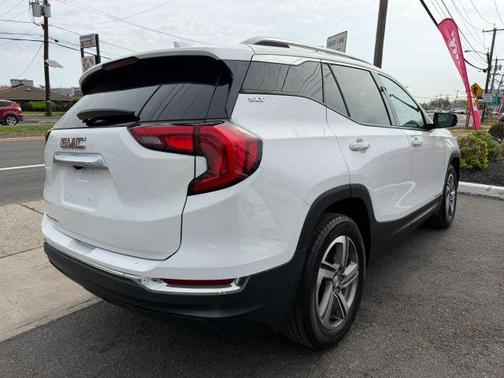 White 2020 GMC Terrain SLT
