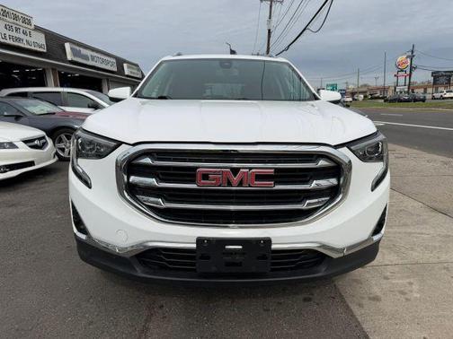 White 2020 GMC Terrain SLT