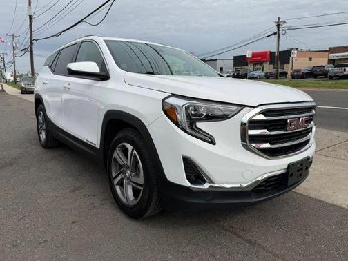 White 2020 GMC Terrain SLT
