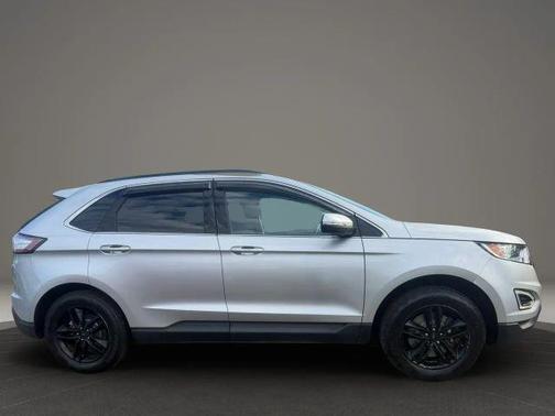 Silver 2018 Ford Edge SEL