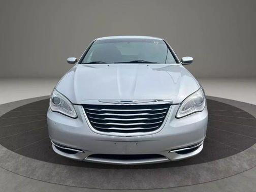 2011 Chrysler 200 Limited