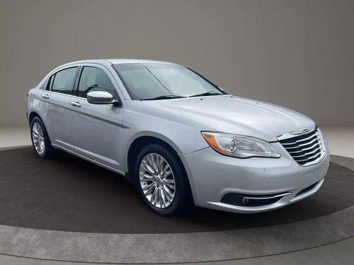 2011 Chrysler 200 Limited