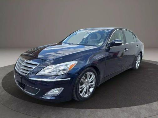 2013 Hyundai Genesis 3.8