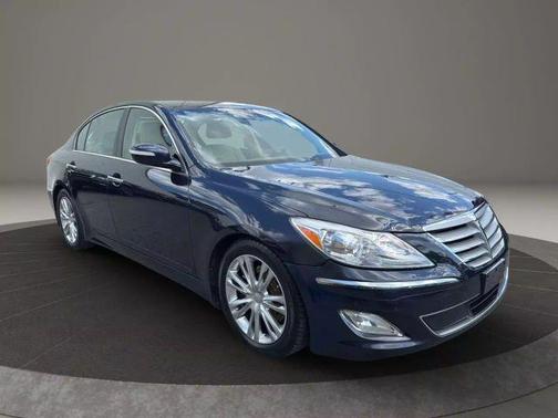 2013 Hyundai Genesis 3.8