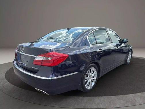 2013 Hyundai Genesis 3.8