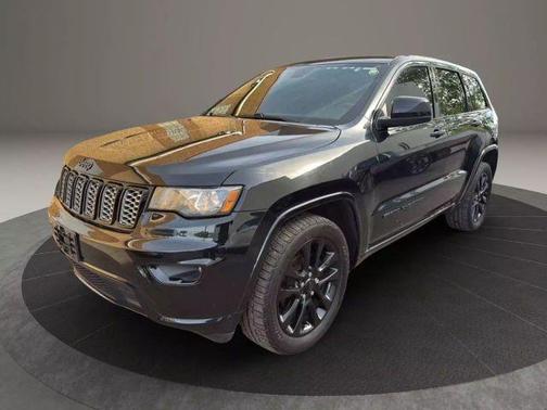 2017 Jeep Grand Cherokee Altitude