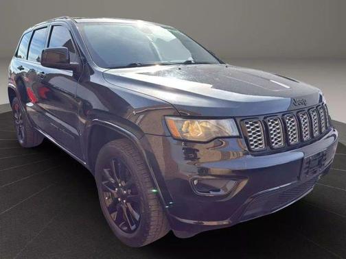 2017 Jeep Grand Cherokee Altitude