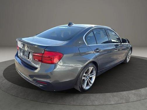 2018 BMW 330e iPerformance