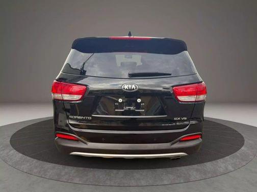 2017 Kia Sorento EX