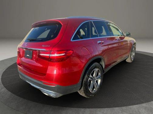 2018 Mercedes-Benz GLC 300 Base 4MATIC