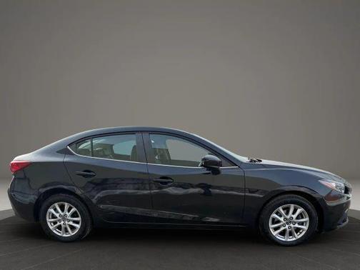 2016 Mazda Mazda3 i Grand Touring