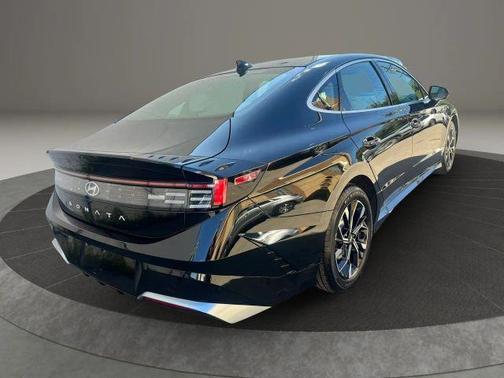Black 2025 Hyundai SONATA SEL