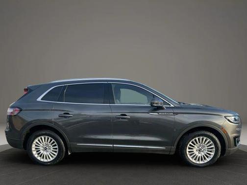 2019 Lincoln Nautilus Standard