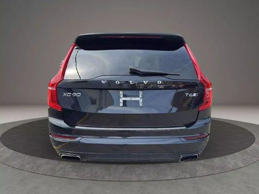 2016 Volvo XC90 T6 R-Design