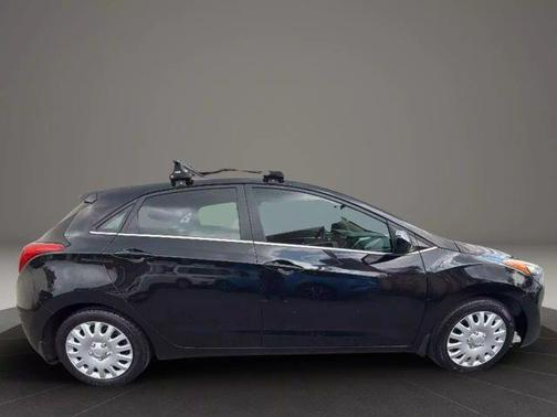 2016 Hyundai Elantra GT Base