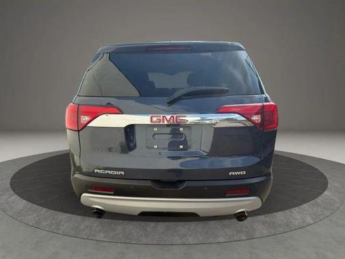 2018 GMC Acadia SLE-2