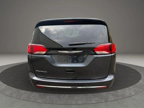 Gray 2020 Chrysler Pacifica Touring-L