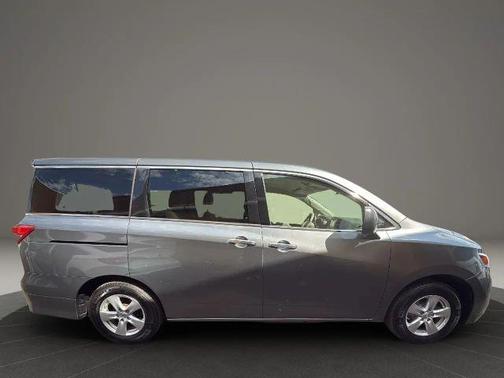 2015 Nissan Quest SV