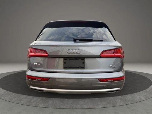 2018 Audi Q5 2.0T Premium Plus