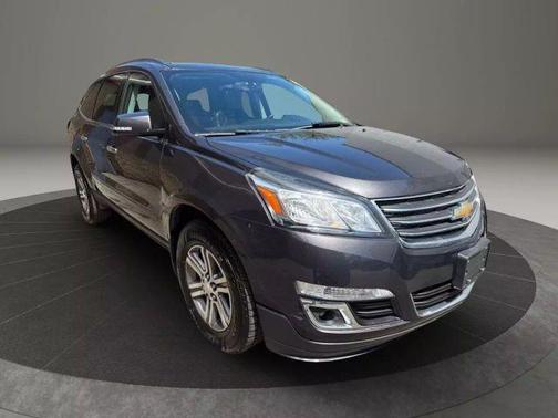 2017 Chevrolet Traverse 2LT