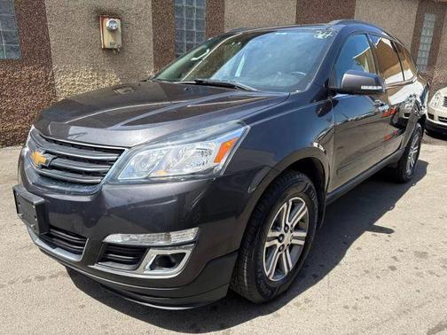 2017 Chevrolet Traverse 2LT