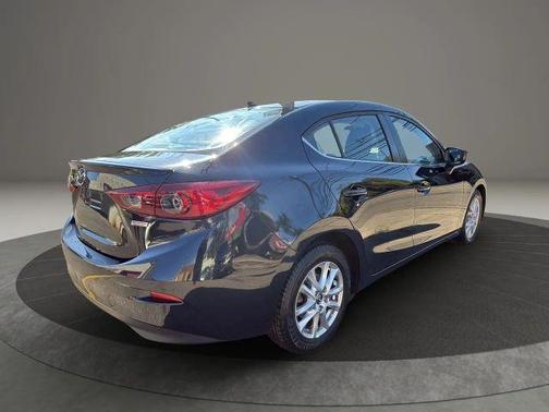 2016 Mazda Mazda3 i Grand Touring