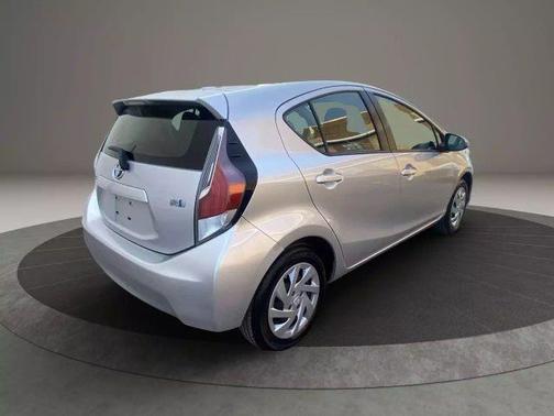 2015 Toyota Prius c One