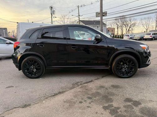 2018 Mitsubishi Outlander Sport LE