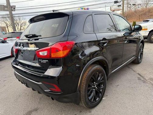 2018 Mitsubishi Outlander Sport LE
