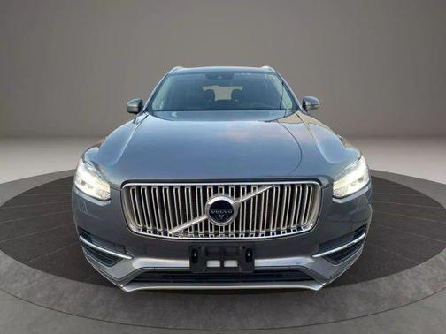 2019 Volvo XC90 T6 Inscription