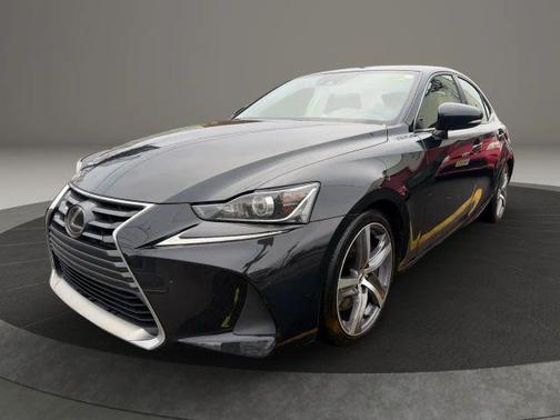 2018 Lexus IS 300 Base