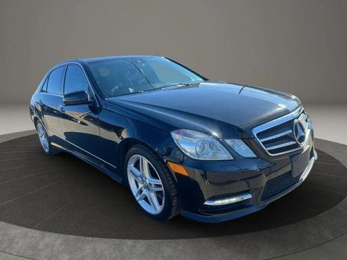 Black 2013 Mercedes-Benz E-Class E 550 4MATIC