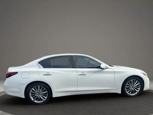 2019 INFINITI Q50 3.0t LUXE