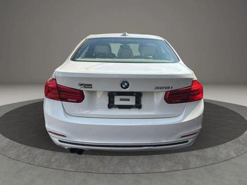 2016 BMW 328 i xDrive SULEV