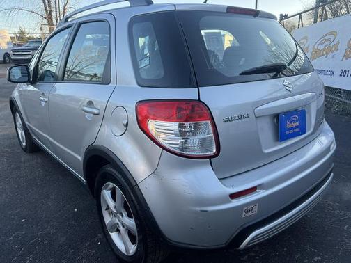 Photo 5 of 32 of 2007 Suzuki SX4 Sport