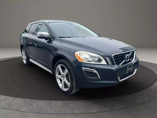 2012 Volvo XC60 T6 R-Design
