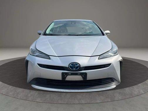 2019 Toyota Prius LE