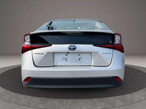 2019 Toyota Prius LE