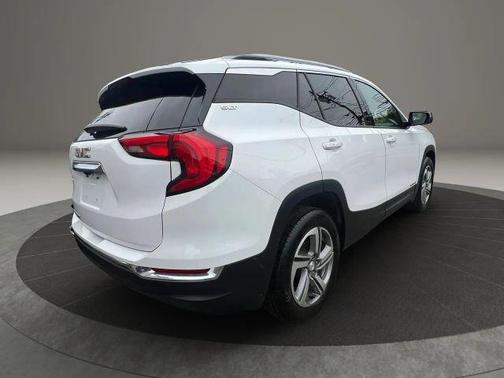 White 2020 GMC Terrain SLT