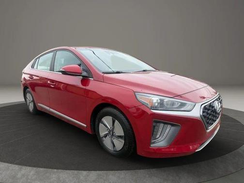 2022 Hyundai IONIQ Hybrid SE